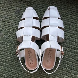 Journee Collection Callaina Fisherman White Sandals Flats